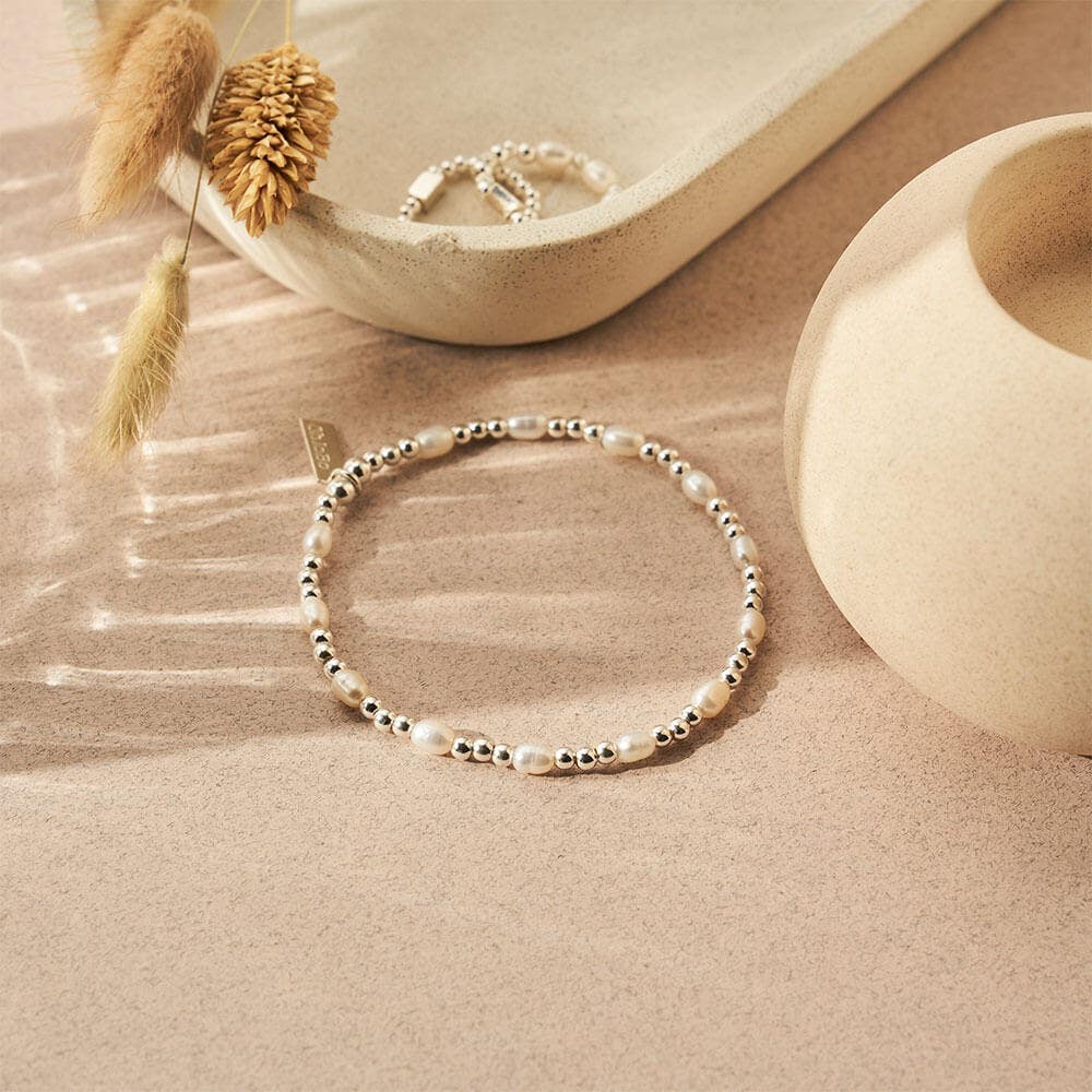 Cute charm pearl braclet