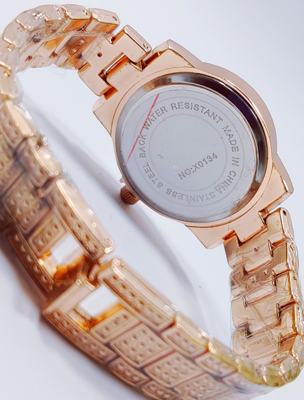Luxe Radiance Rose Gold Watch For Girls - Image 9